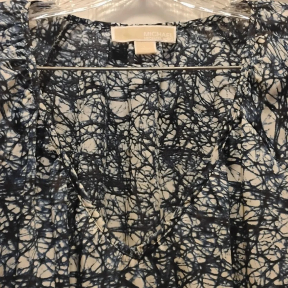 Michael Kors Long Sleeve Abstract Print Blue and White Blouse Size L